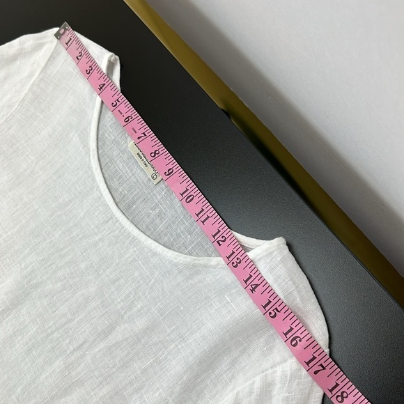 Terzo Millennio White 100% Linen 3/4 Bell Sleeves Crochet Lace Trim Top β¦ - Picture 9 of 11